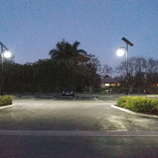 SL15 Solar Parking Lot Light (With Pole) 10W~30W