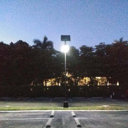 SL15 Solar Parking Lot Light (With Pole) 10W~30W SL15 Solar Parking Lot Light (With Pole) 10W~30W