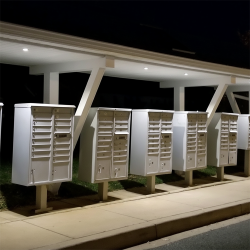 SH04 Solar Indoor Puck Light (5 or 6 Fixtures) SH04 Solar Indoor Puck Light (5 or 6 Fixtures)