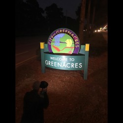 FL06 Solar 4W LED Sign Light FL06 Solar 4W LED Sign Light