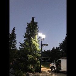 PO11 Solar Balmoral Double Lamp Post Light (With Heavy Duty 10' Pole)